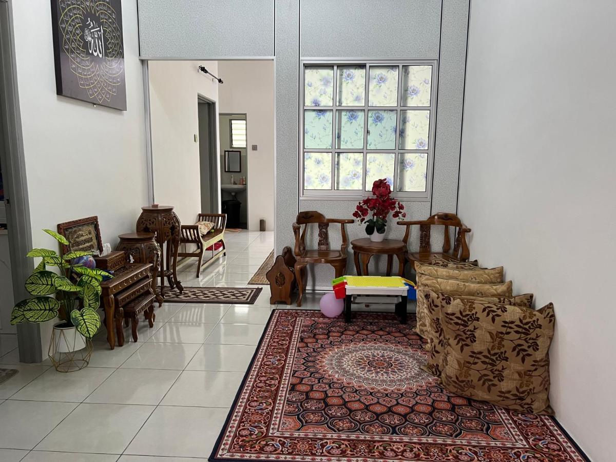 Mieda Rizqi Homestay Kampong Melayu Changkat Larah Exteriör bild