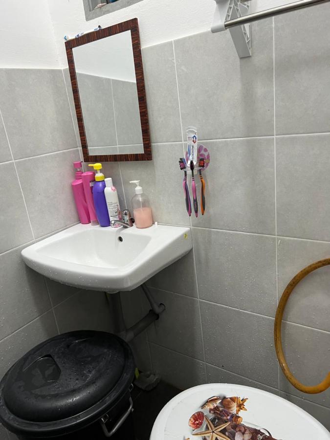 Mieda Rizqi Homestay Kampong Melayu Changkat Larah Exteriör bild
