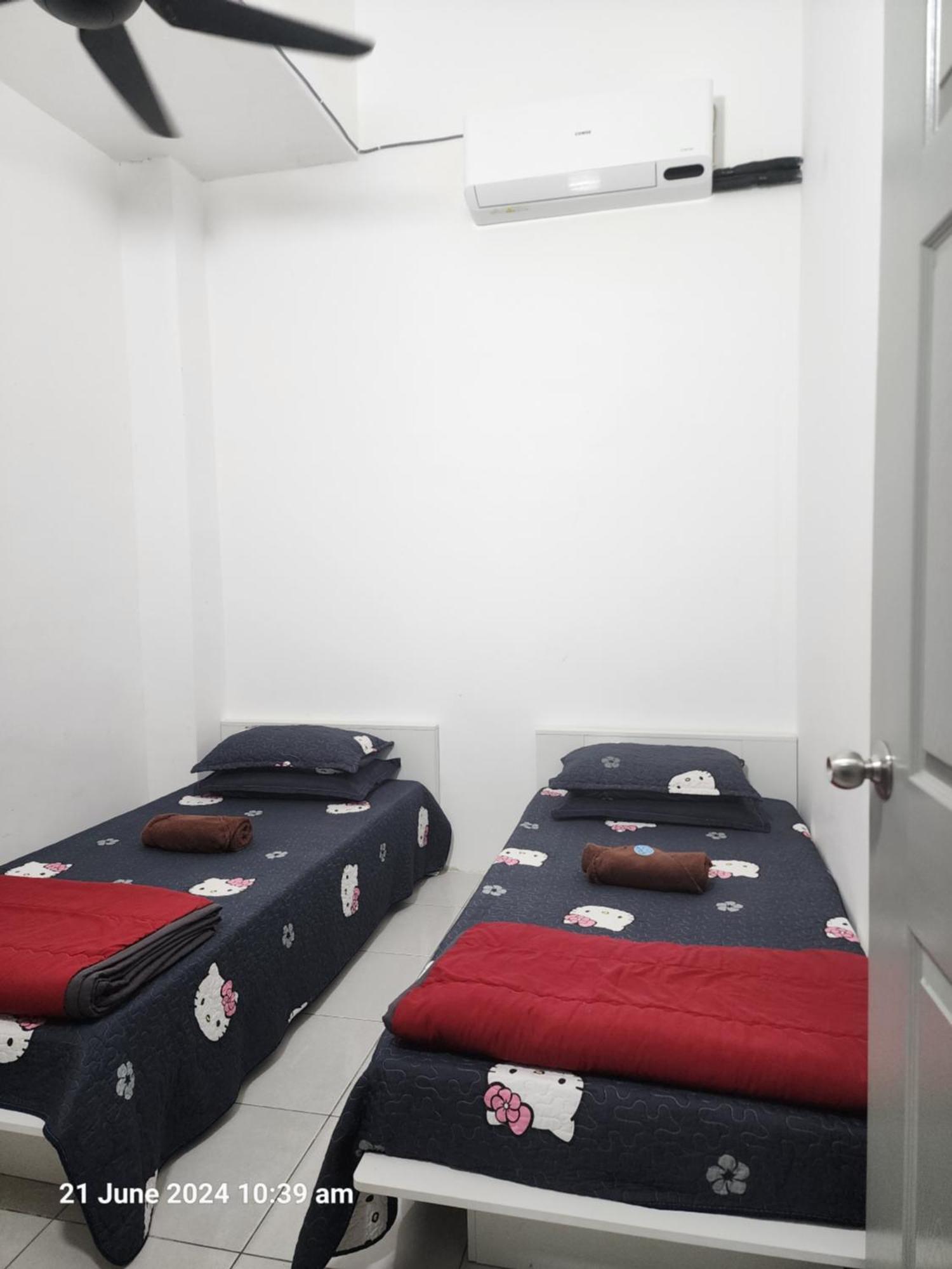 Mieda Rizqi Homestay Kampong Melayu Changkat Larah Exteriör bild